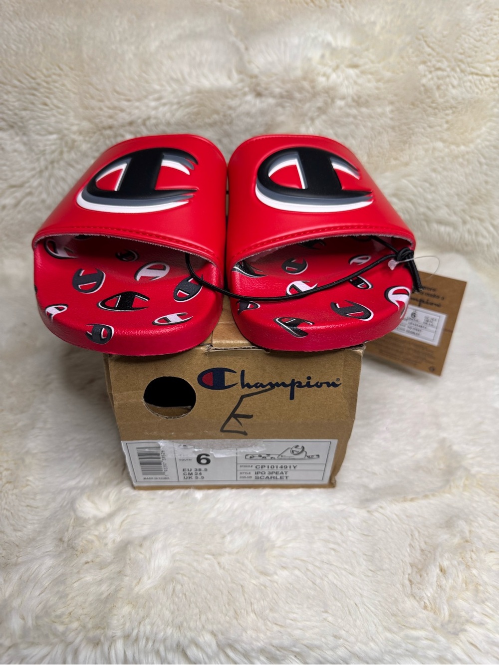 Size 6Y Champion Slides